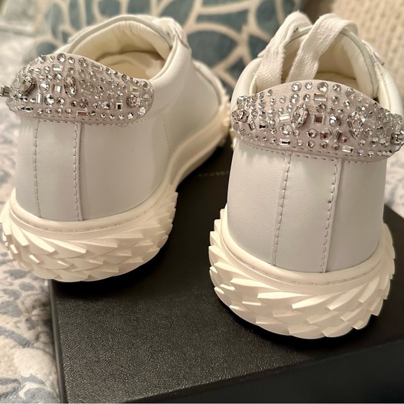 Giuseppe Zanotti Blabber Italian Leather women’s white sneakers with crystals 10 - Picture 3 of 9
